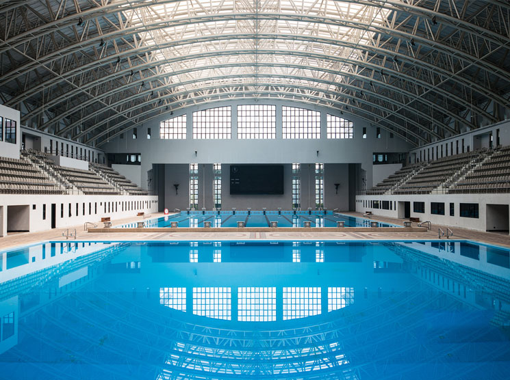 How to Maintain Pool Chlorine Balance