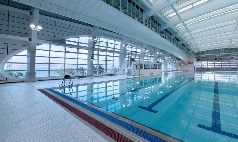 When to use Calcium Hypochlorite in a Pool ?