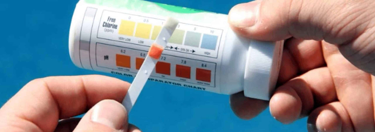 How to test the chlorine content in the pool