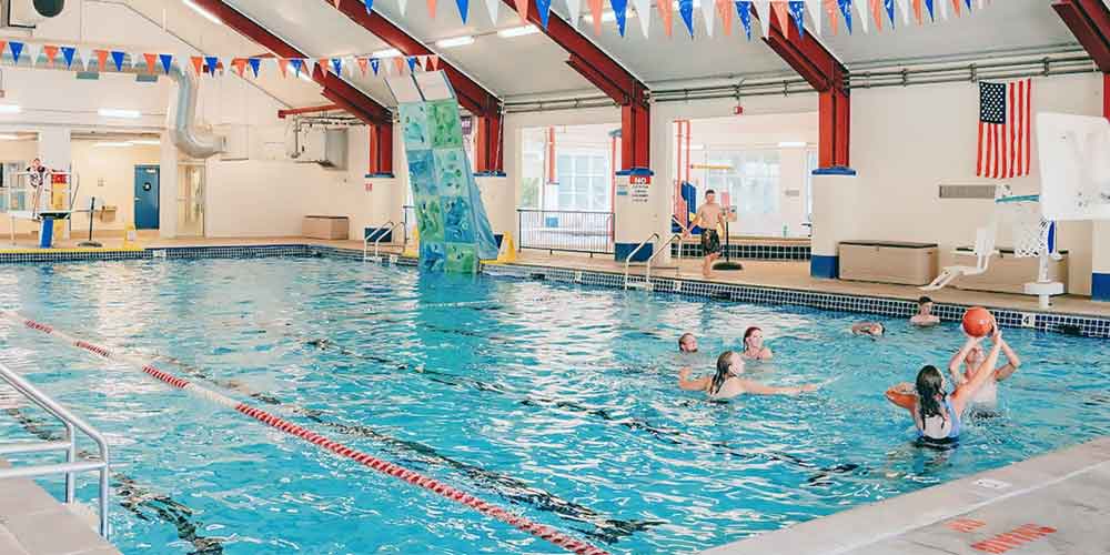 Is Algaecide better than chlorine?