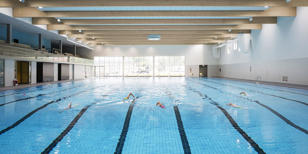 Pool Chlorine Vs Shock: What’s the Difference?