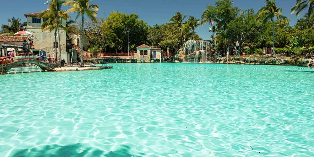 Pool chlorine stabilizer