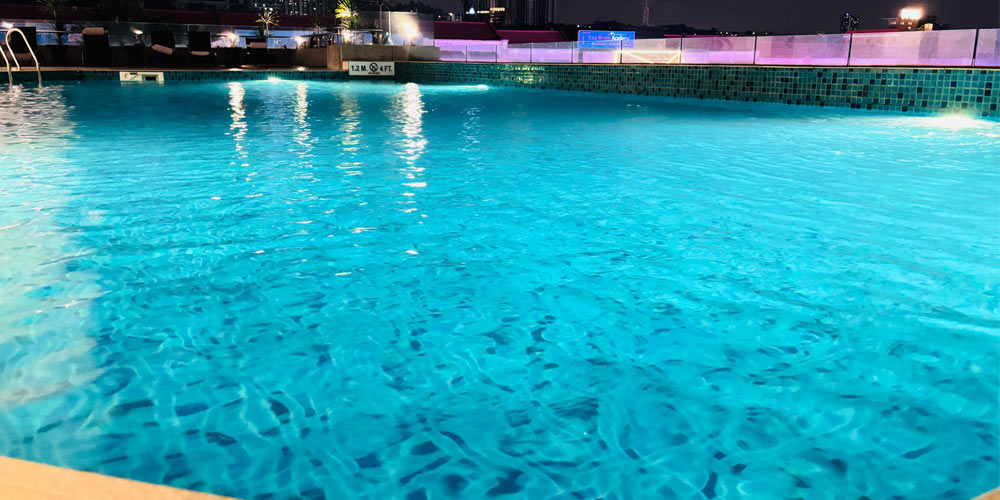How do swimming pool chemicals work?