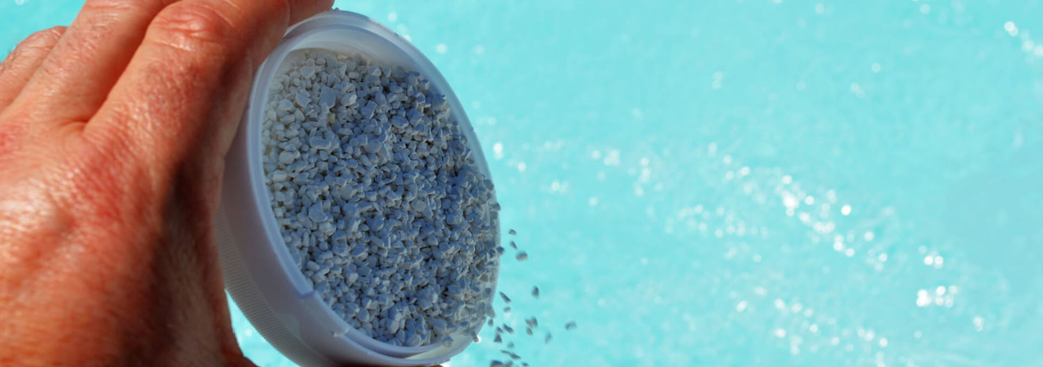 The-right-way-to-shock-your-pool